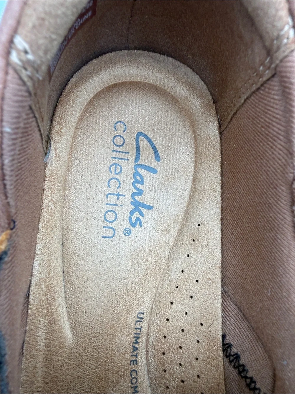 Clarks Brown Leather Slip-On Loafers Hook Strap women 7M casual comfort office